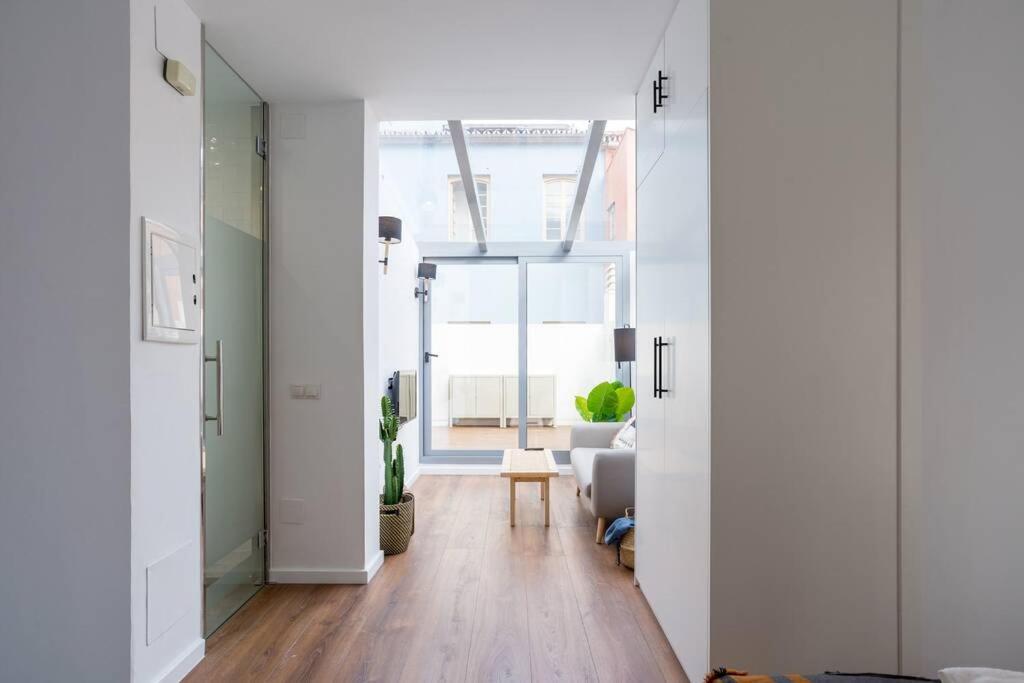 Tgh/ Malaga Center Western Style Extérieur photo